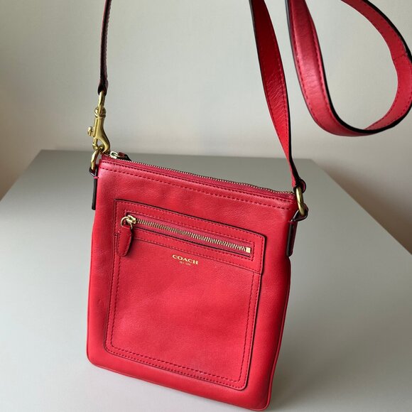 COACH Mini Rowan Red Leather File Crossbody Purse Bag Gold Logo Small Y2k Wmns - Picture 1 of 14